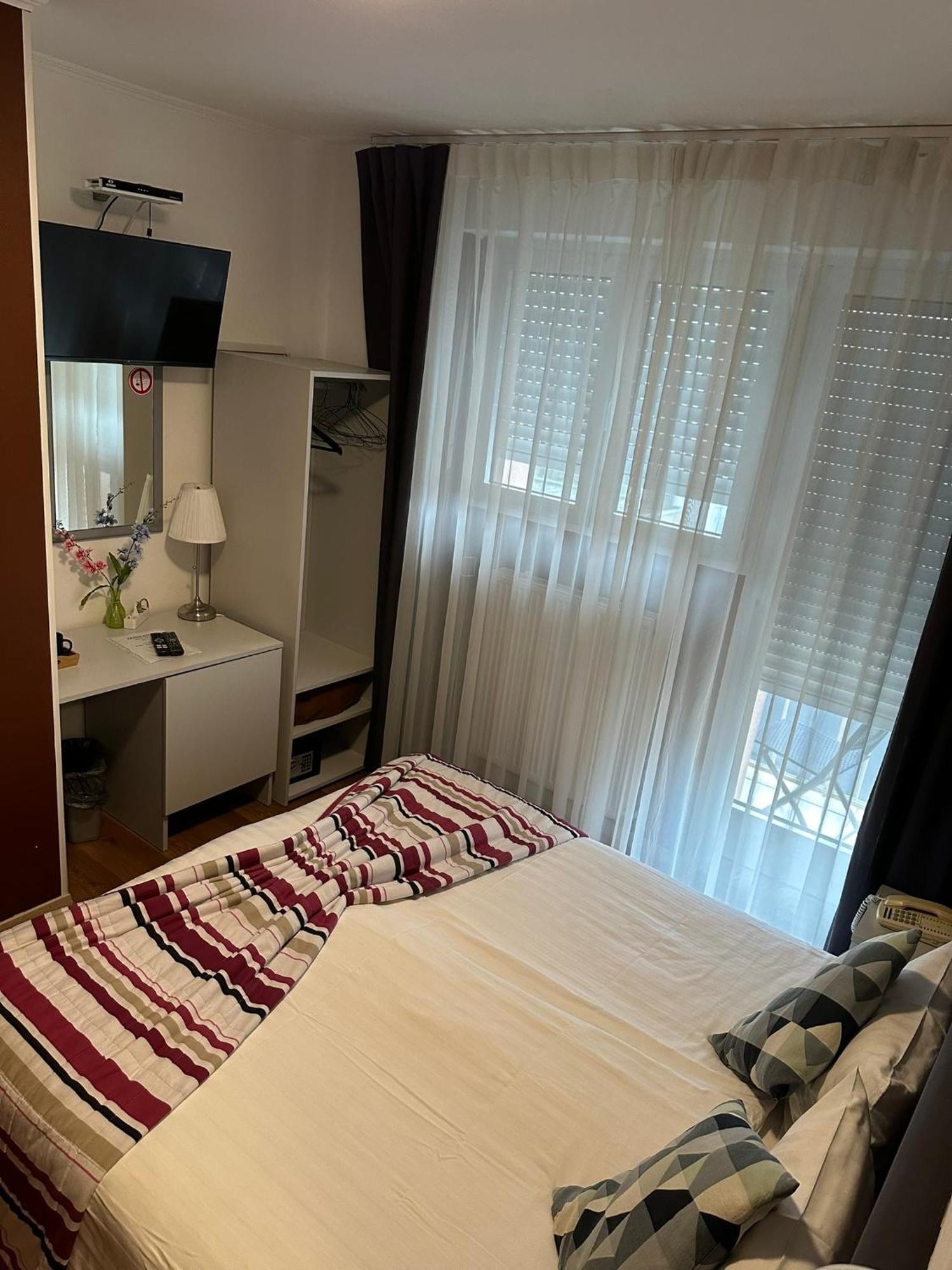 Yasha Hotel ลักเซมเบิร์ก ภายนอก รูปภาพ