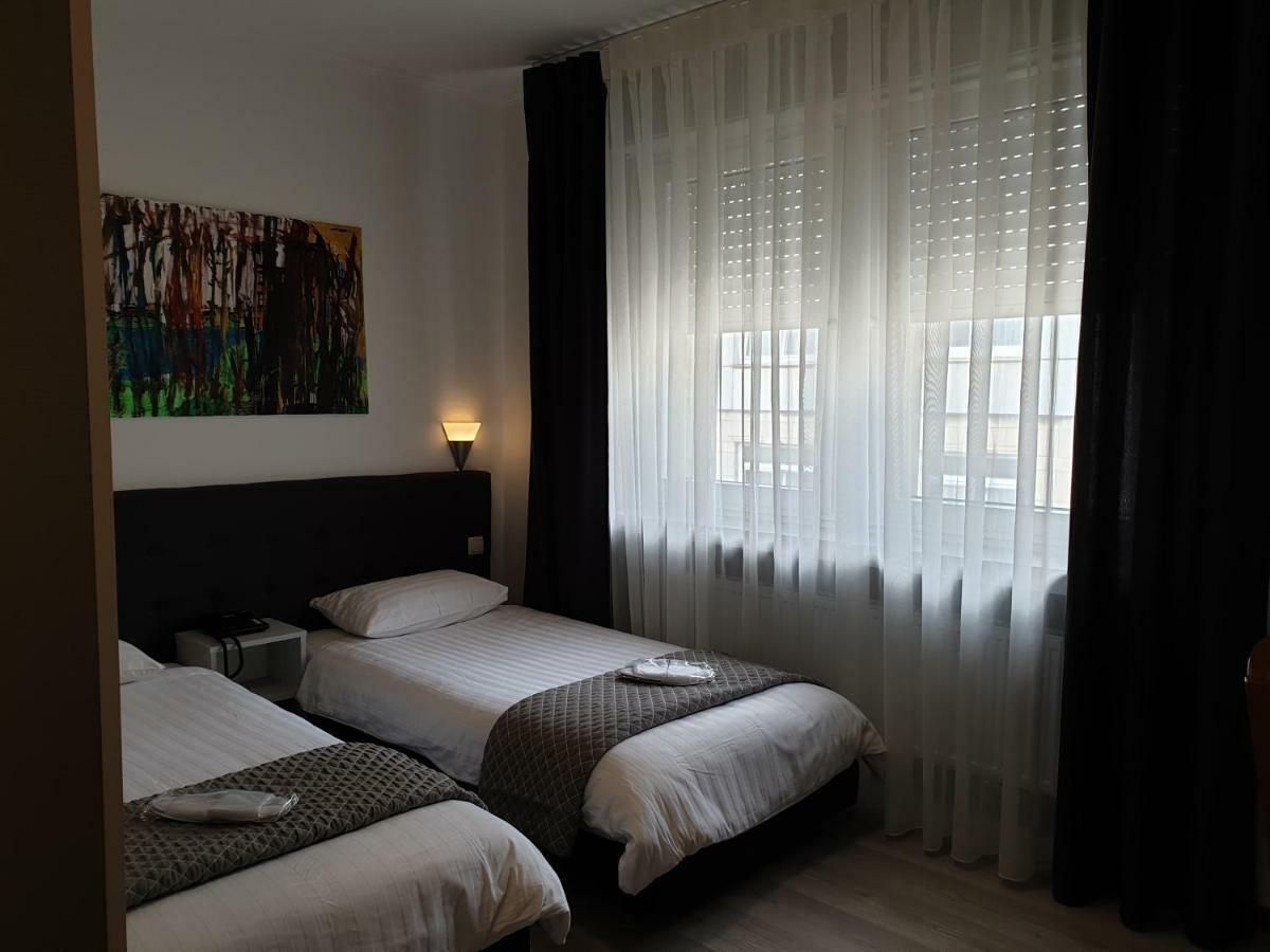 Yasha Hotel ลักเซมเบิร์ก ภายนอก รูปภาพ